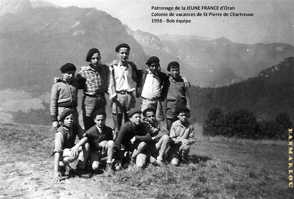COLO JEUNE FRANCE 1956  bob 1 equipe.jpg